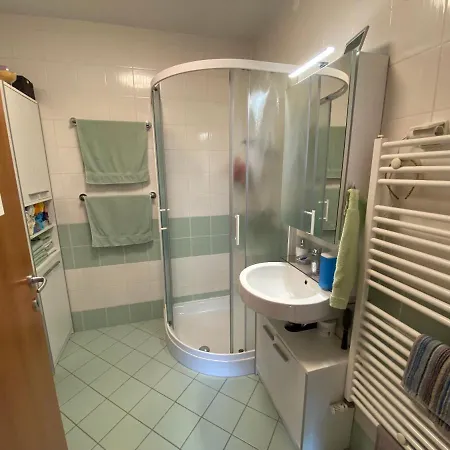 Nice With Terrace And Garden View Apartman